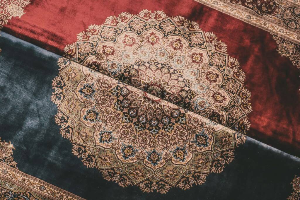 m & n Carpet slider-1